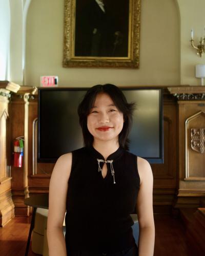 Crystal Chiu's Student Profile Portrait.